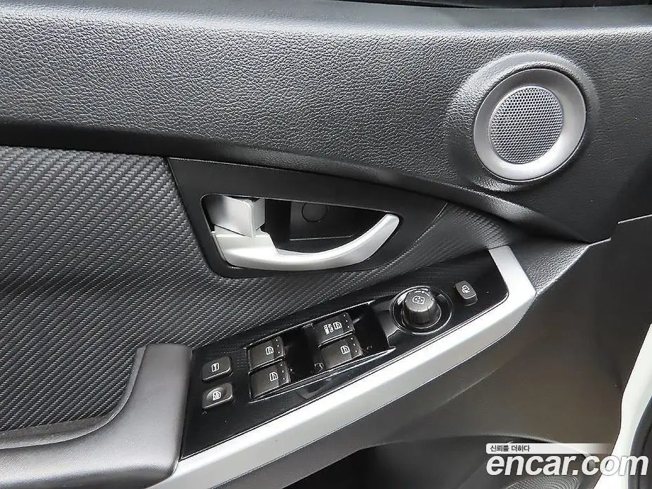 SsangYong Korando 2017 2.2 автомат (гидро), фото 11 SsangYong Korando 2017 2.2 автомат (гидро), фото 11