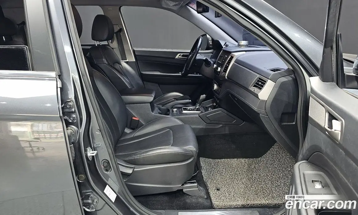 SsangYong Rexton 2018 2.2 автомат (гидро), фото 11