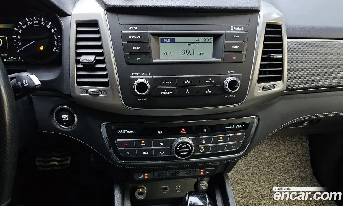 SsangYong Rexton 2018 2.2 автомат (гидро), фото 14