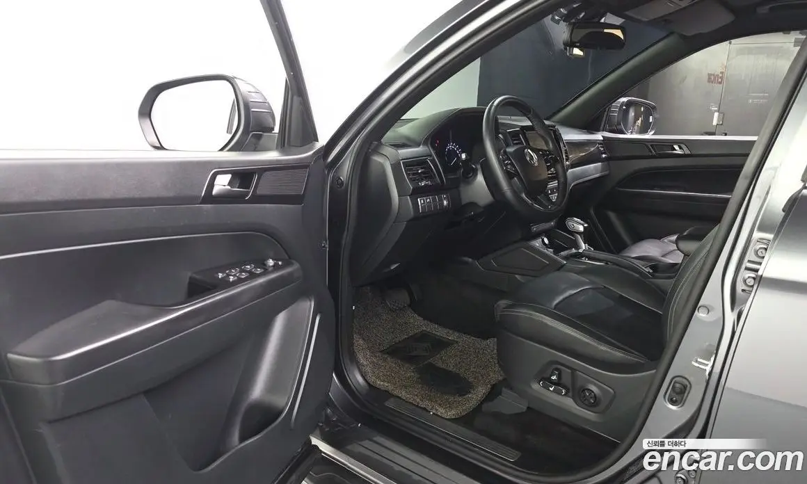 SsangYong Rexton 2019 2.2 автомат (гидро), фото 13 SsangYong Rexton 2019 2.2 автомат (гидро), фото 13