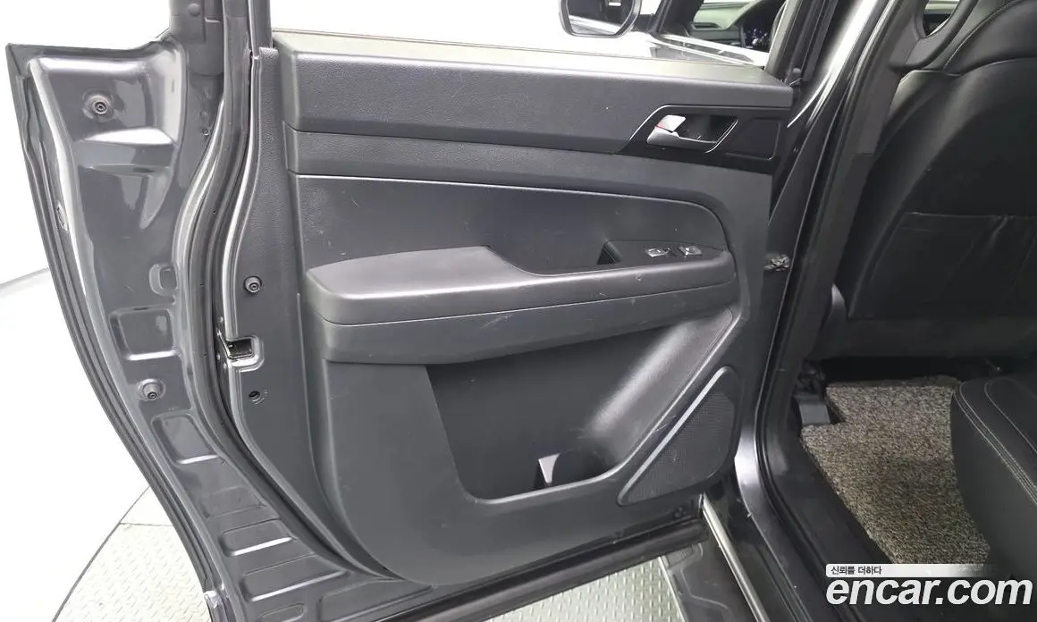 SsangYong Rexton 2019 2.2 автомат (гидро), фото 15 SsangYong Rexton 2019 2.2 автомат (гидро), фото 15