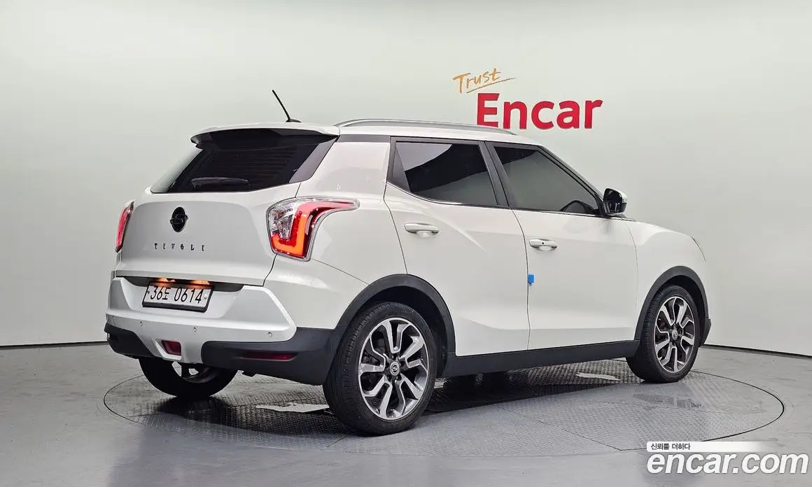 SsangYong TIBOLI 2016 1.6 автомат (гидро), фото 2 SsangYong TIBOLI 2016 1.6 автомат (гидро), фото 2