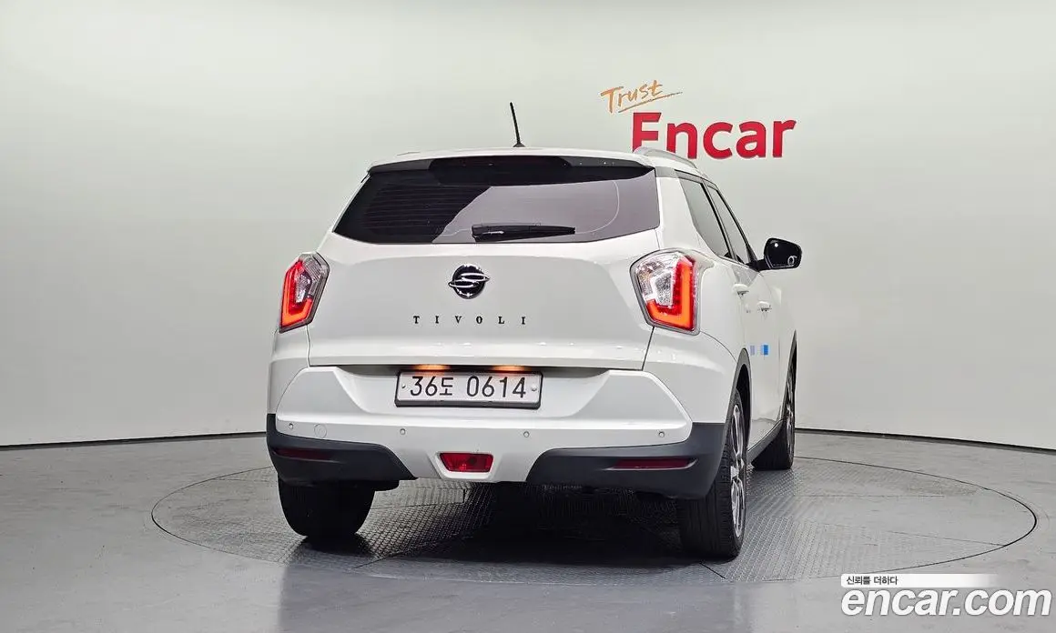 SsangYong TIBOLI 2016 1.6 автомат (гидро), фото 4 SsangYong TIBOLI 2016 1.6 автомат (гидро), фото 4