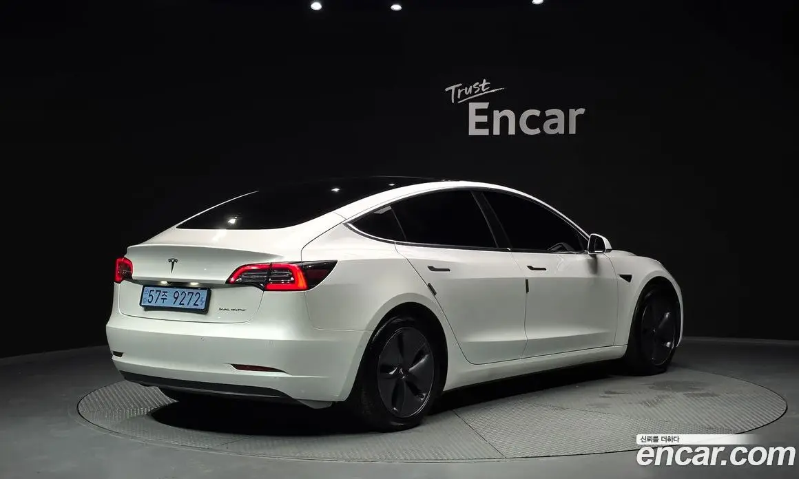Tesla Model 3 2020 0.2 автомат (гидро), фото 2 Tesla Model 3 2020 0.2 автомат (гидро), фото 2