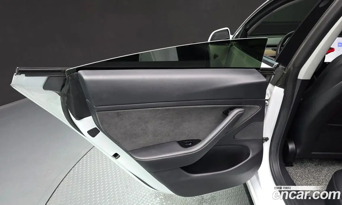 Tesla Model 3 2020 0.2 автомат (гидро), фото 15 Tesla Model 3 2020 0.2 автомат (гидро), фото 15
