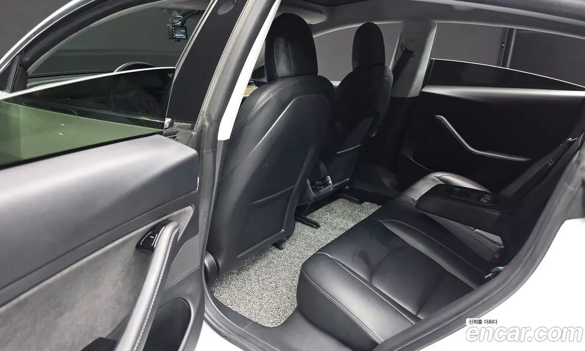 Tesla Model 3 2020 0.2 автомат (гидро), фото 17 Tesla Model 3 2020 0.2 автомат (гидро), фото 17