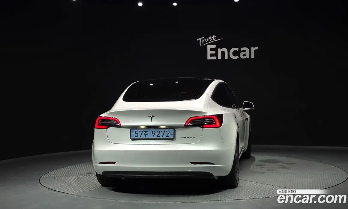 Tesla Model 3 2020 0.2 автомат (гидро), фото 4 Tesla Model 3 2020 0.2 автомат (гидро), фото 4