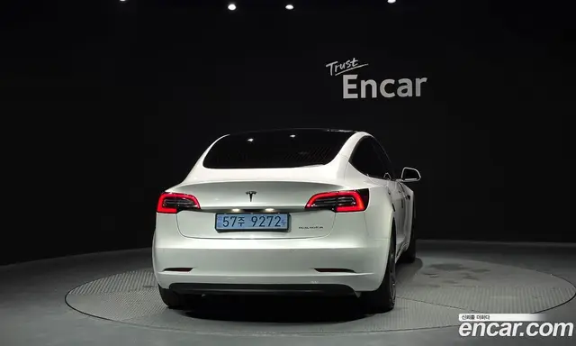 Tesla Model 3 2020 0.2 автомат (гидро), миниатюра 4 Tesla Model 3 2020 0.2 автомат (гидро), миниатюра 4