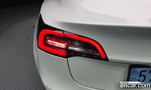 Tesla Model 3 2020 0.2 автомат (гидро), миниатюра 9 Tesla Model 3 2020 0.2 автомат (гидро), миниатюра 9