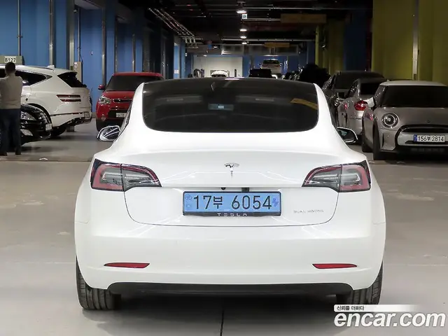 Tesla Model 3 2021 0.1 автомат (гидро), миниатюра 3 Tesla Model 3 2021 0.1 автомат (гидро), миниатюра 3