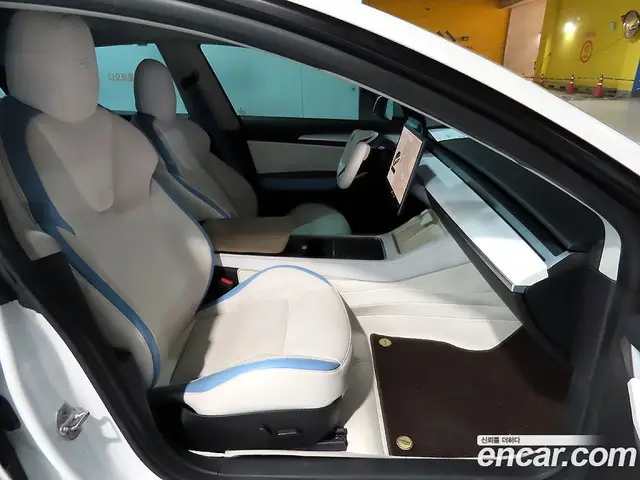 Tesla Model 3 2021 0.1 автомат (гидро), миниатюра 7 Tesla Model 3 2021 0.1 автомат (гидро), миниатюра 7