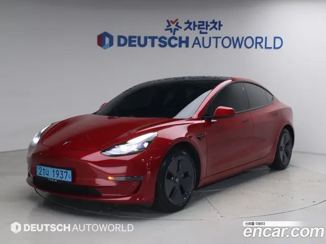 Tesla Model 3 2021 автомат (гидро), миниатюра 1 Tesla Model 3 2021 автомат (гидро), миниатюра 1