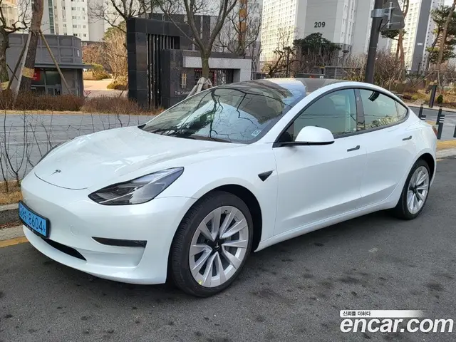 Tesla Model 3 2022 автомат (гидро), миниатюра 1 Tesla Model 3 2022 автомат (гидро), миниатюра 1