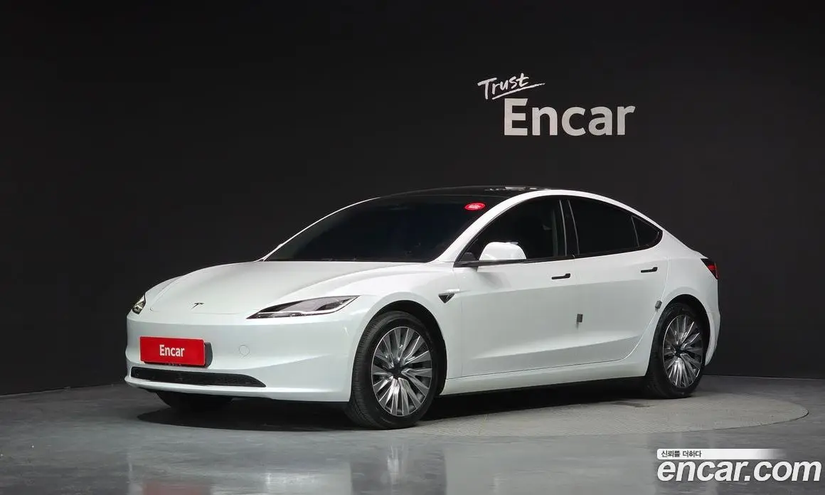 Tesla Model 3 2024 0.2 автомат (гидро), фото 1 Tesla Model 3 2024 0.2 автомат (гидро), фото 1
