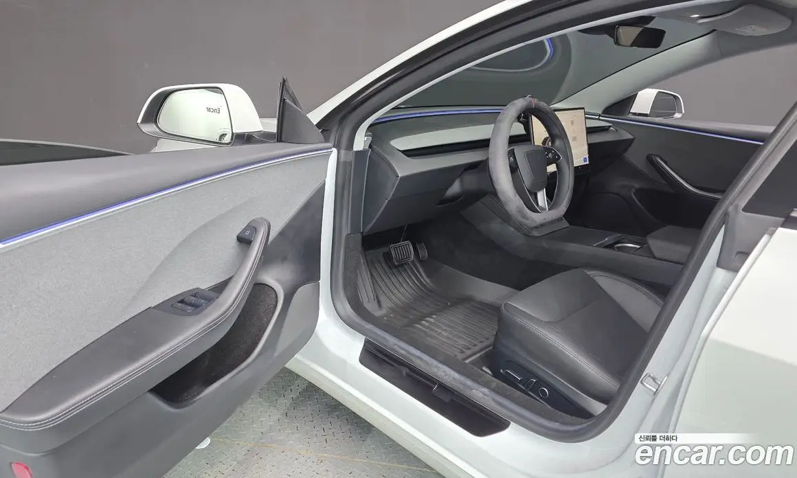 Tesla Model 3 2024 0.2 автомат (гидро), фото 13 Tesla Model 3 2024 0.2 автомат (гидро), фото 13