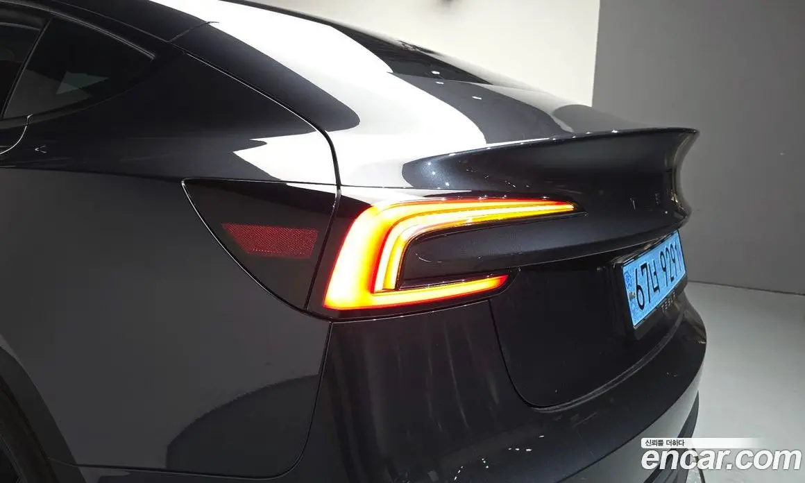 Tesla Model 3 2024 0.2 автомат (гидро), фото 8 Tesla Model 3 2024 0.2 автомат (гидро), фото 8