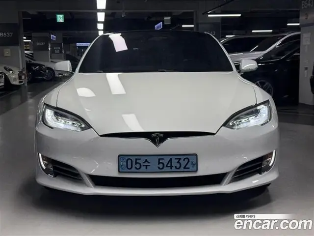 Tesla Model S 2018 автомат (гидро), миниатюра 1 Tesla Model S 2018 автомат (гидро), миниатюра 1