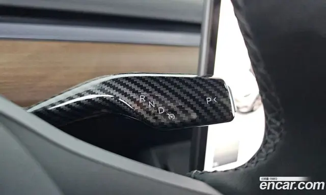 Tesla Model Y 2023 0.2 автомат (гидро), миниатюра 12