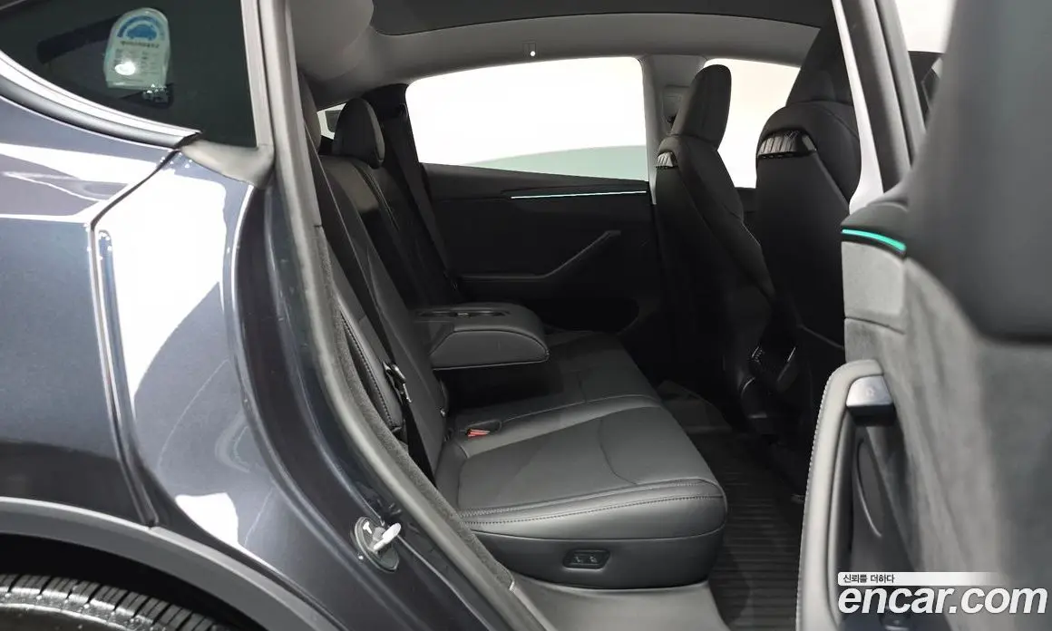 Tesla Model Y 2025 0.2 автомат (гидро), фото 17 Tesla Model Y 2025 0.2 автомат (гидро), фото 17