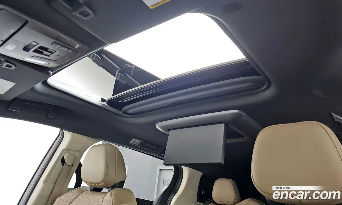 Toyota Sienna 2023 2.5 автомат (гидро), фото 18 Toyota Sienna 2023 2.5 автомат (гидро), фото 18