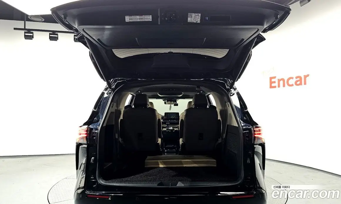 Toyota Sienna 2023 2.5 автомат (гидро), фото 19 Toyota Sienna 2023 2.5 автомат (гидро), фото 19