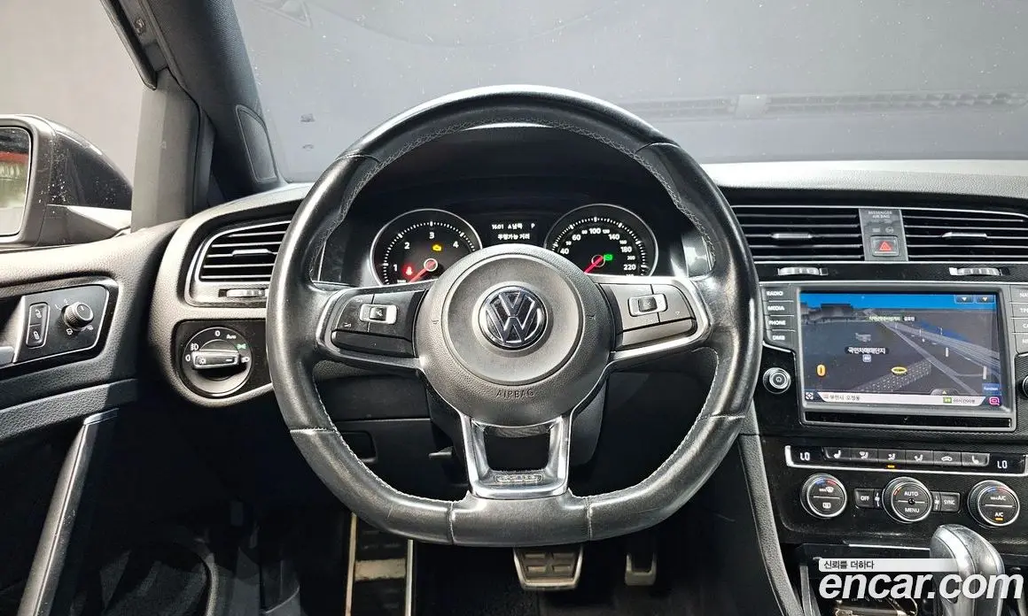 Volkswagen Golf 2014 2.0 автомат (гидро), фото 12 Volkswagen Golf 2014 2.0 автомат (гидро), фото 12