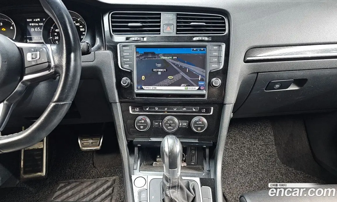 Volkswagen Golf 2014 2.0 автомат (гидро), фото 13 Volkswagen Golf 2014 2.0 автомат (гидро), фото 13