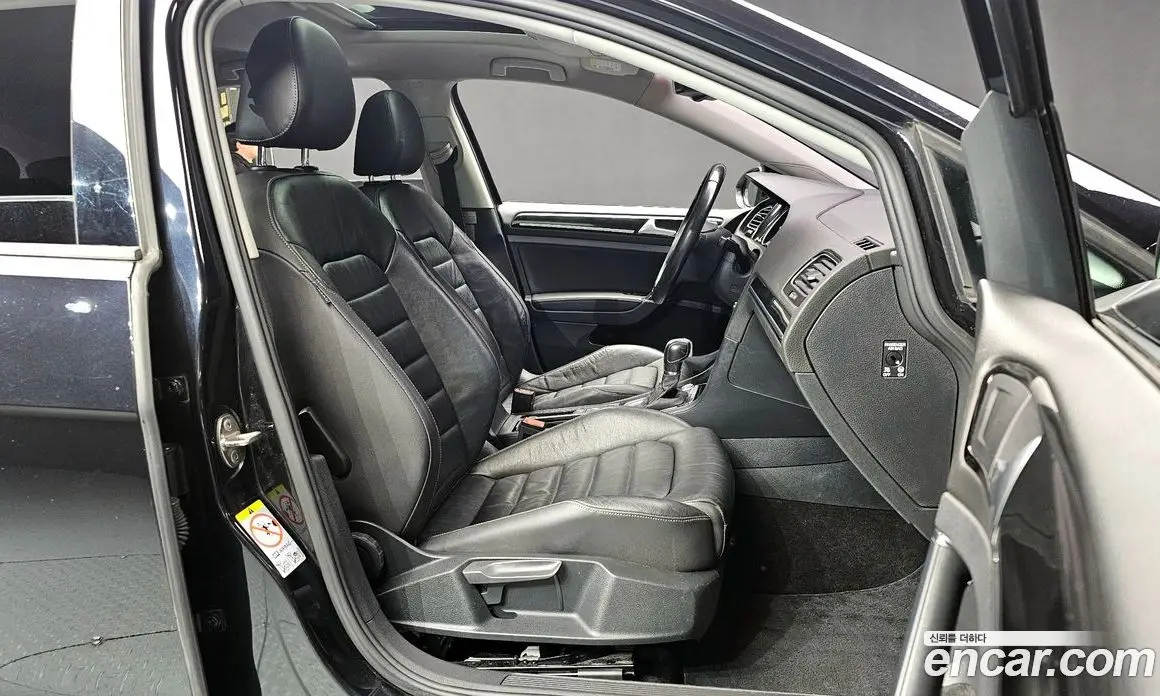 Volkswagen Golf 2015 2.0 автомат (гидро), фото 10 Volkswagen Golf 2015 2.0 автомат (гидро), фото 10
