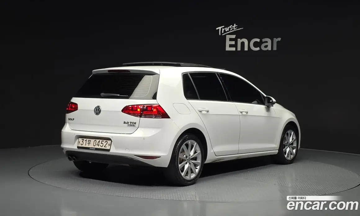 Volkswagen Golf 2015 2.0 автомат (гидро), фото 2 Volkswagen Golf 2015 2.0 автомат (гидро), фото 2