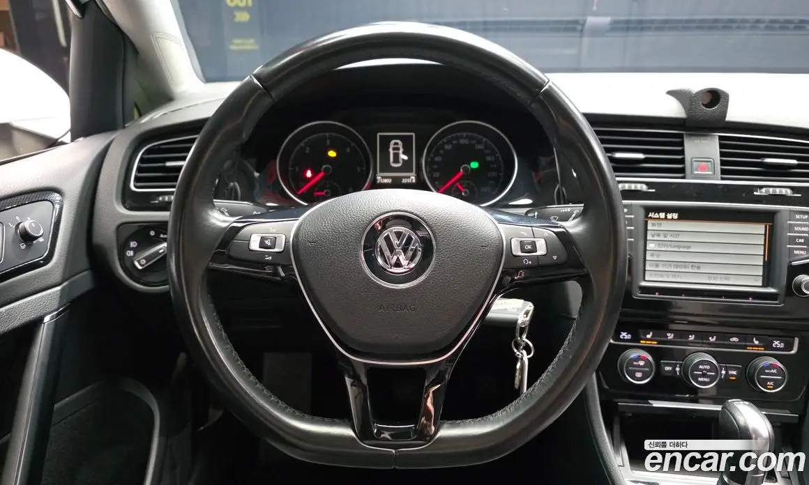 Volkswagen Golf 2015 2.0 автомат (гидро), фото 13 Volkswagen Golf 2015 2.0 автомат (гидро), фото 13