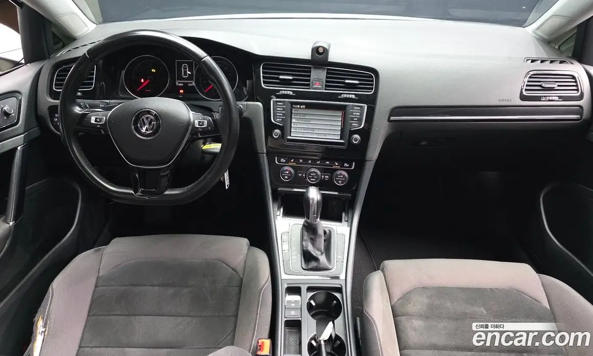 Volkswagen Golf 2015 2.0 автомат (гидро), фото 7 Volkswagen Golf 2015 2.0 автомат (гидро), фото 7