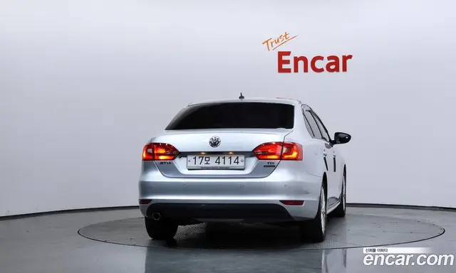 Volkswagen Jetta 2012 1.6 автомат (гидро), миниатюра 4 Volkswagen Jetta 2012 1.6 автомат (гидро), миниатюра 4
