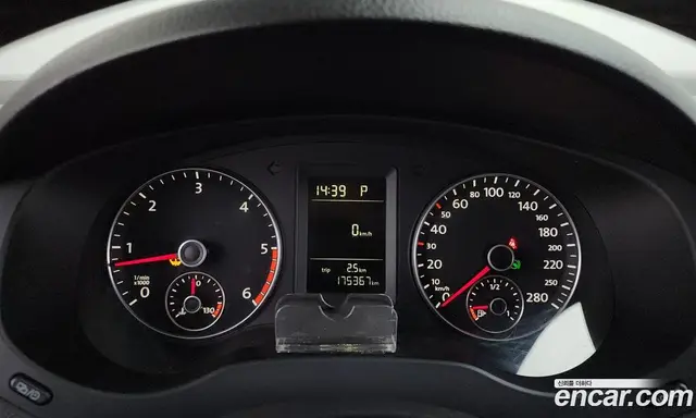 Volkswagen Jetta 2012 1.6 автомат (гидро), миниатюра 8 Volkswagen Jetta 2012 1.6 автомат (гидро), миниатюра 8