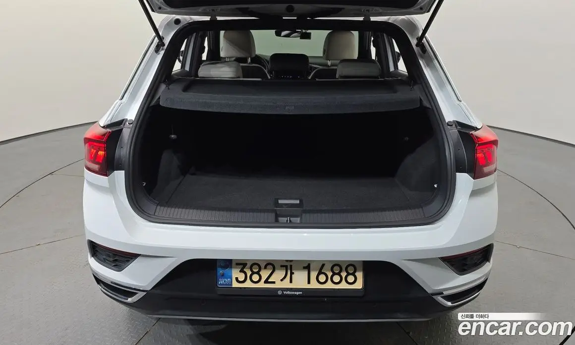 Volkswagen T-Roc 2021 2.0 автомат (гидро), фото 17 Volkswagen T-Roc 2021 2.0 автомат (гидро), фото 17