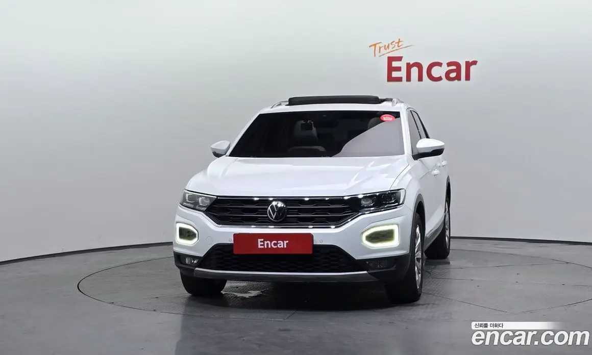 Volkswagen T-Roc 2021 2.0 автомат (гидро), фото 3 Volkswagen T-Roc 2021 2.0 автомат (гидро), фото 3