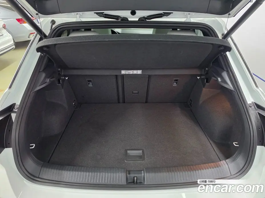 Volkswagen T-Roc 2021 2.0 автомат (гидро), фото 15 Volkswagen T-Roc 2021 2.0 автомат (гидро), фото 15