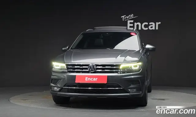 Volkswagen Tiguan 2020 2.0 автомат (гидро), миниатюра 3 Volkswagen Tiguan 2020 2.0 автомат (гидро), миниатюра 3
