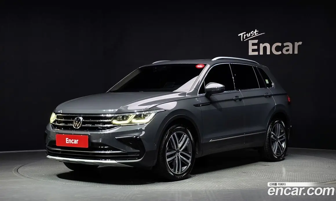 Volkswagen Tiguan 2021 2.0 автомат (гидро), фото 1 Volkswagen Tiguan 2021 2.0 автомат (гидро), фото 1