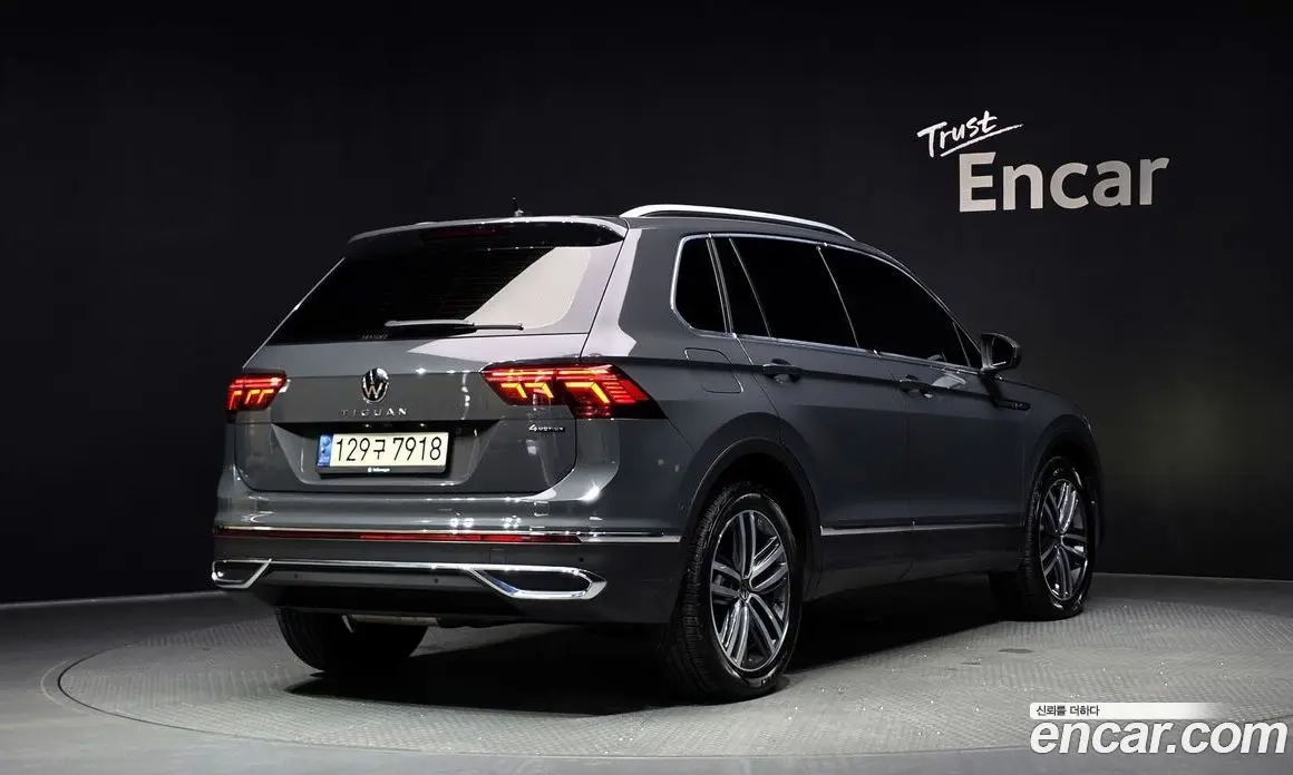 Volkswagen Tiguan 2021 2.0 автомат (гидро), фото 2 Volkswagen Tiguan 2021 2.0 автомат (гидро), фото 2