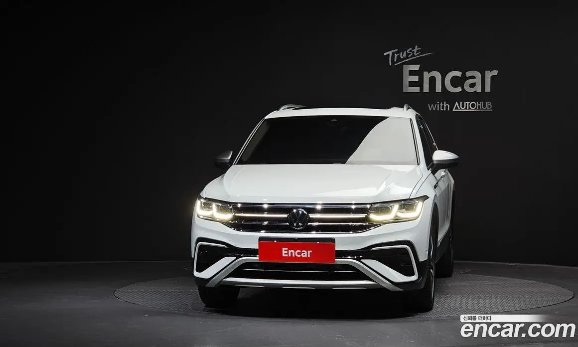 Volkswagen Tiguan 2024 2.0 автомат (гидро), фото 3 Volkswagen Tiguan 2024 2.0 автомат (гидро), фото 3