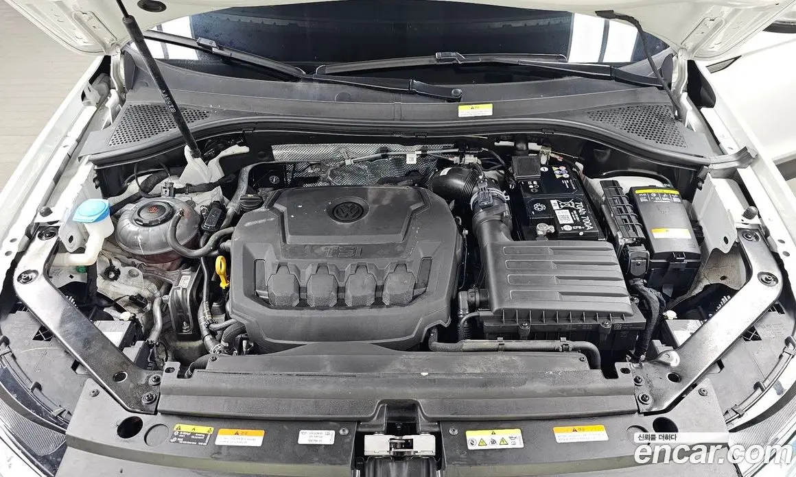 Volkswagen Tiguan 2024 2.0 автомат (гидро), фото 6 Volkswagen Tiguan 2024 2.0 автомат (гидро), фото 6