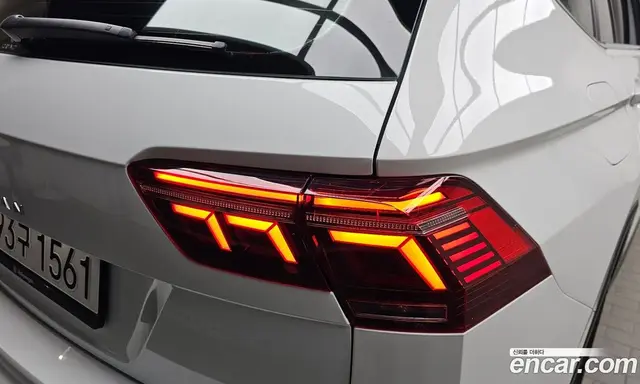 Volkswagen Tiguan 2024 2.0 автомат (гидро), миниатюра 9 Volkswagen Tiguan 2024 2.0 автомат (гидро), миниатюра 9