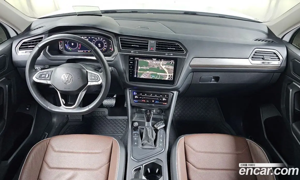 Volkswagen Tiguan 2024 2.0 автомат (гидро), фото 10 Volkswagen Tiguan 2024 2.0 автомат (гидро), фото 10