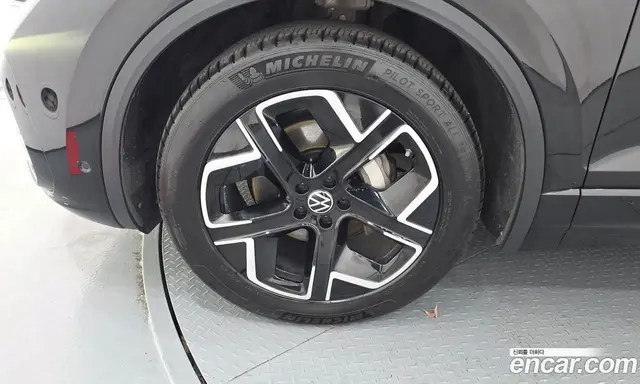 Volkswagen Touareg 2024 3.0 автомат (гидро), миниатюра 5 Volkswagen Touareg 2024 3.0 автомат (гидро), миниатюра 5