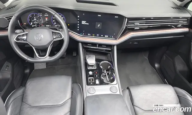 Volkswagen Touareg 2024 3.0 автомат (гидро), миниатюра 7 Volkswagen Touareg 2024 3.0 автомат (гидро), миниатюра 7