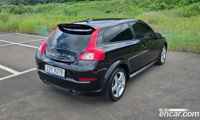 Volvo C30 2011 2.0 автомат (гидро), миниатюра 5 Volvo C30 2011 2.0 автомат (гидро), миниатюра 5