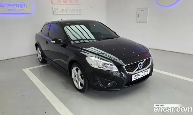 Volvo C30 2011 2.0 автомат (гидро), миниатюра 7 Volvo C30 2011 2.0 автомат (гидро), миниатюра 7