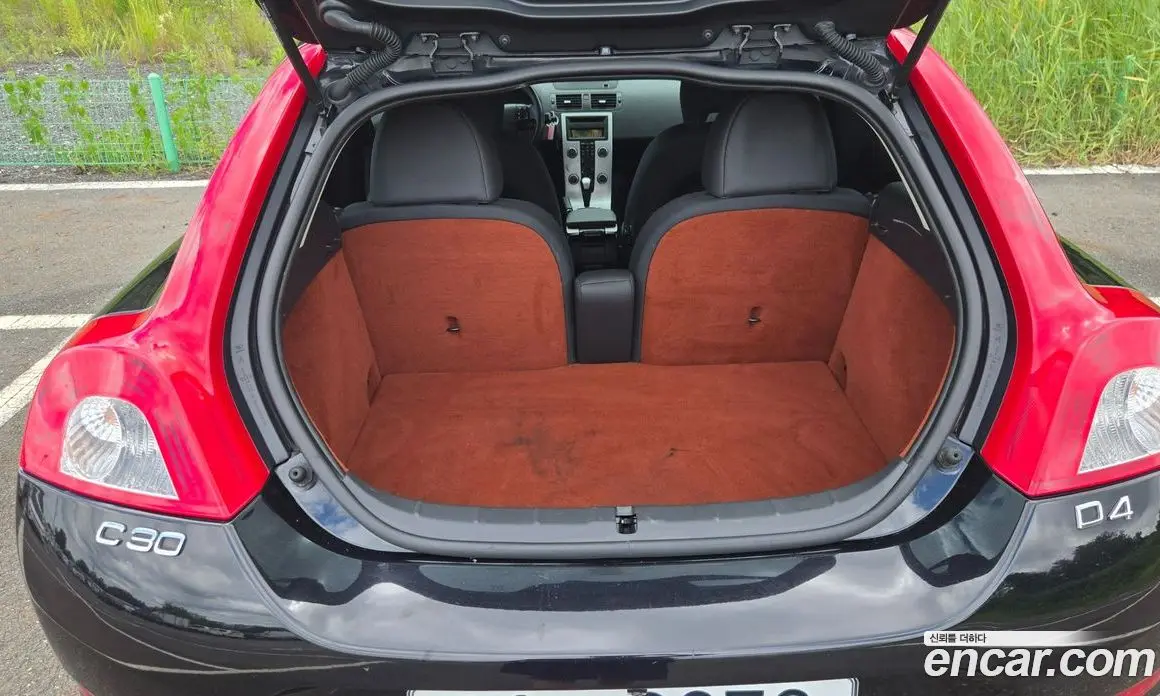 Volvo C30 2011 2.0 автомат (гидро), фото 9 Volvo C30 2011 2.0 автомат (гидро), фото 9
