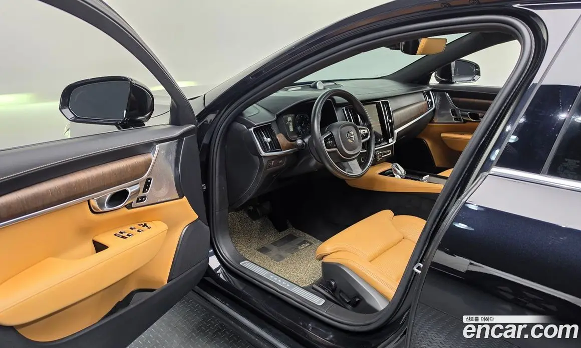 Volvo S90 2021 2.0 автомат (гидро), фото 10 Volvo S90 2021 2.0 автомат (гидро), фото 10