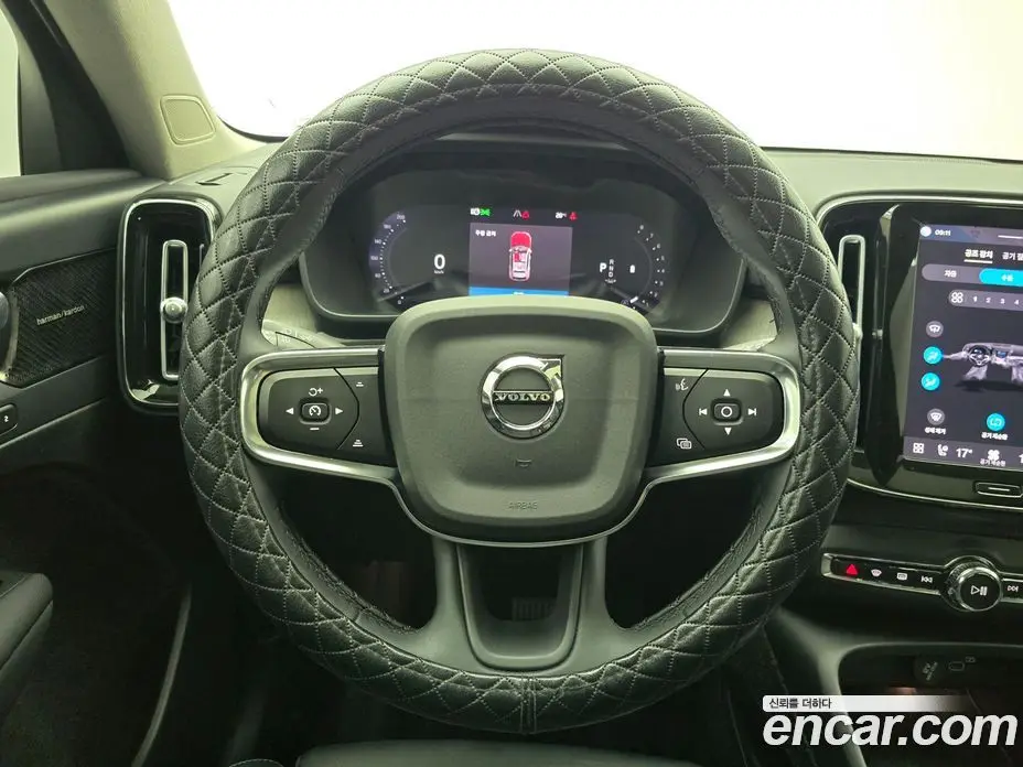 Volvo XC40 2022 2.0 автомат (гидро), фото 13 Volvo XC40 2022 2.0 автомат (гидро), фото 13